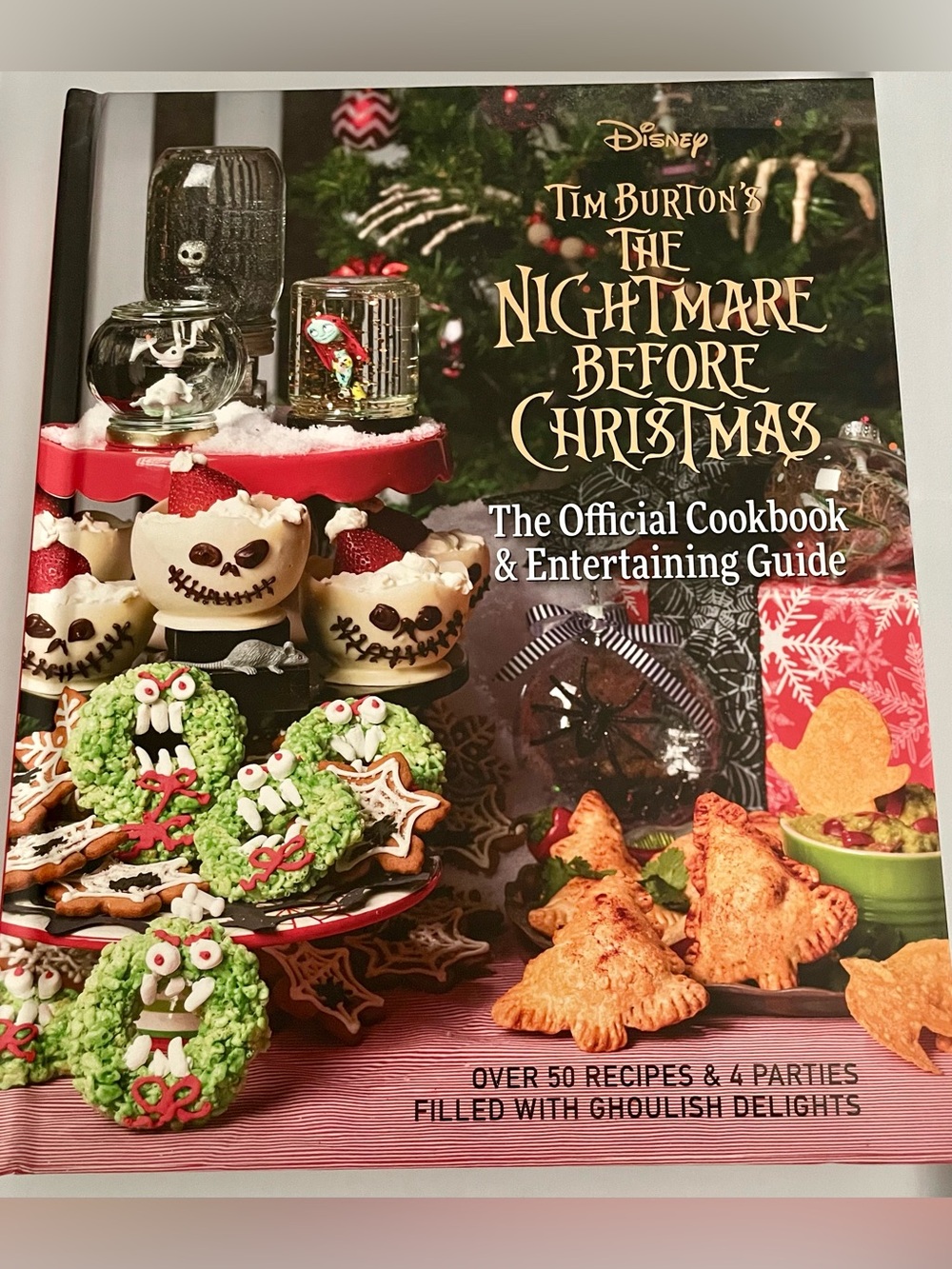 The Nightmare Before Christmas: The Official Cookbook & Entertaining Guide